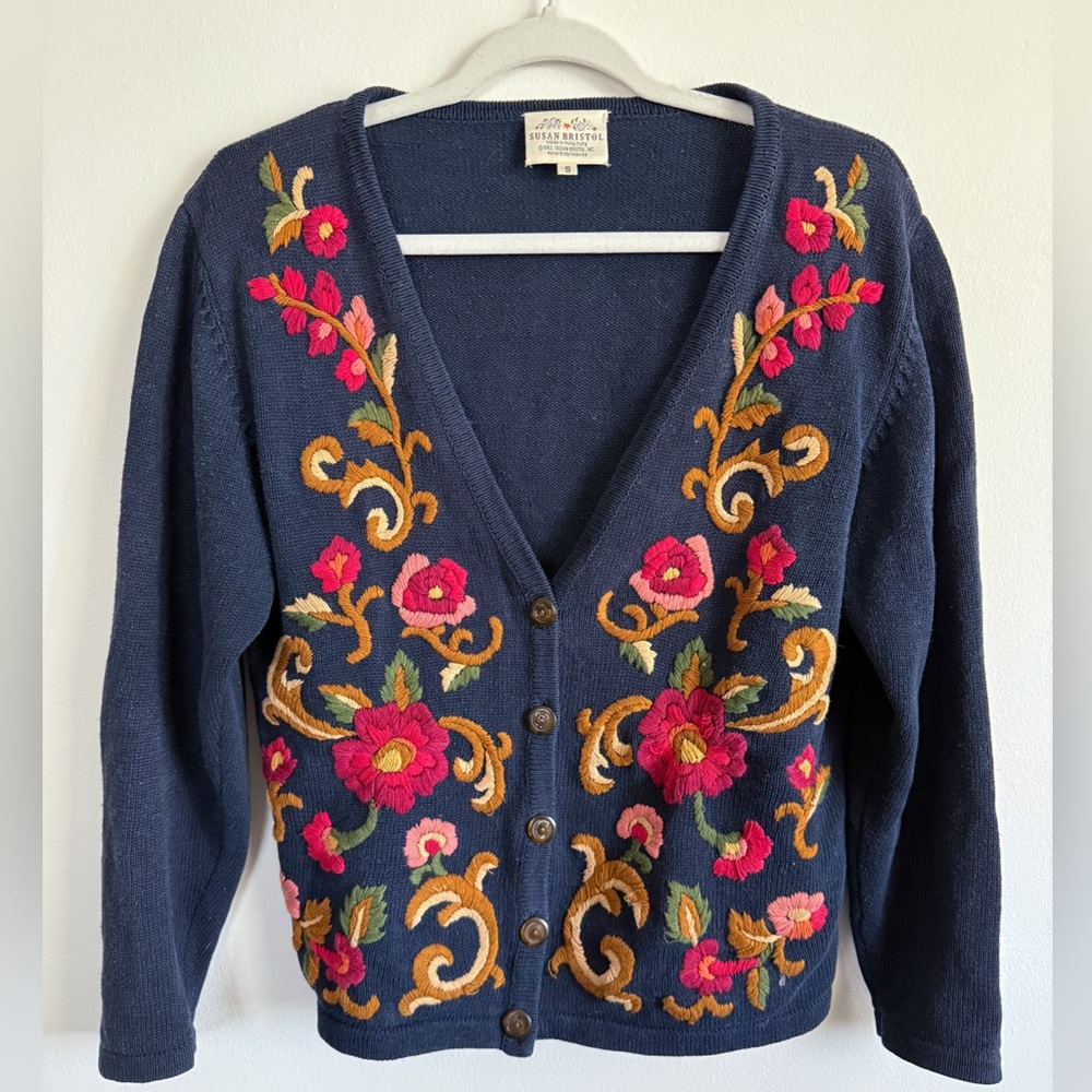 Y2K Vintage Susan Bristol floral hand embroidered buttoned cardigan